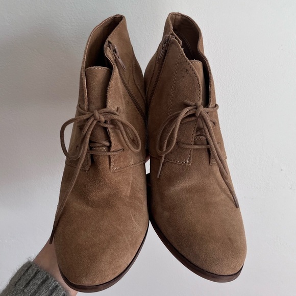 Lucky Brand Shylow Brown Suede Wedge Booties Boot - Picture 3 of 8